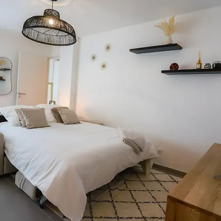 Gambetta Calme Et Confort Avec Balcon A Apartament Annecy